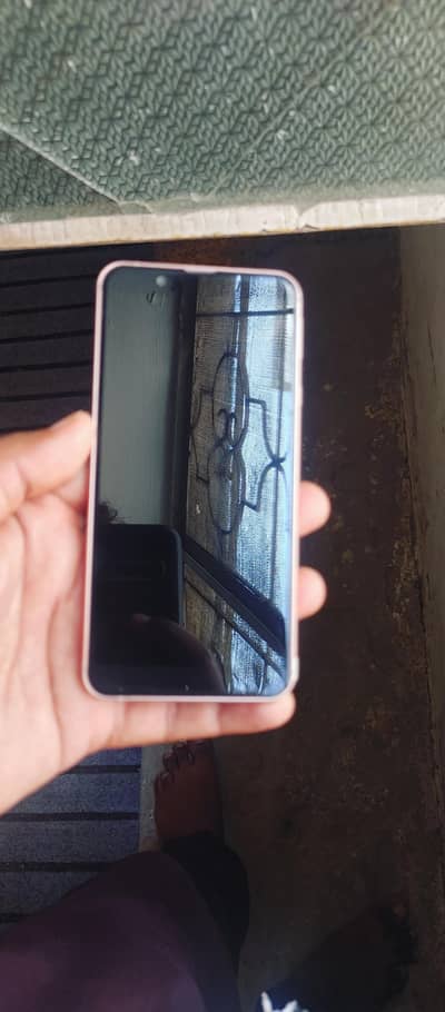 Sharp Aquos Sense 3 basic