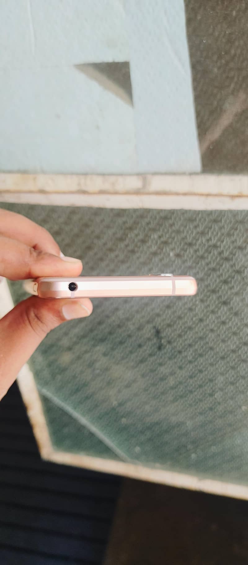 Sharp Aquos Sense 3 basic 5