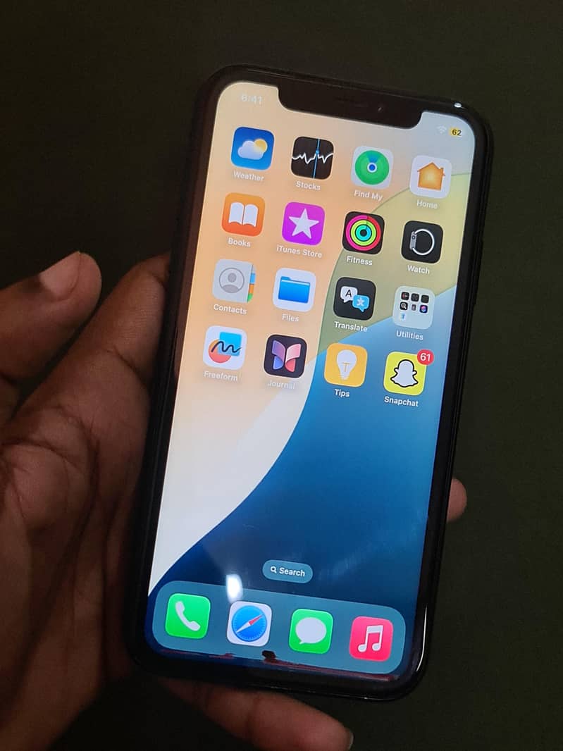iPhone XR 0