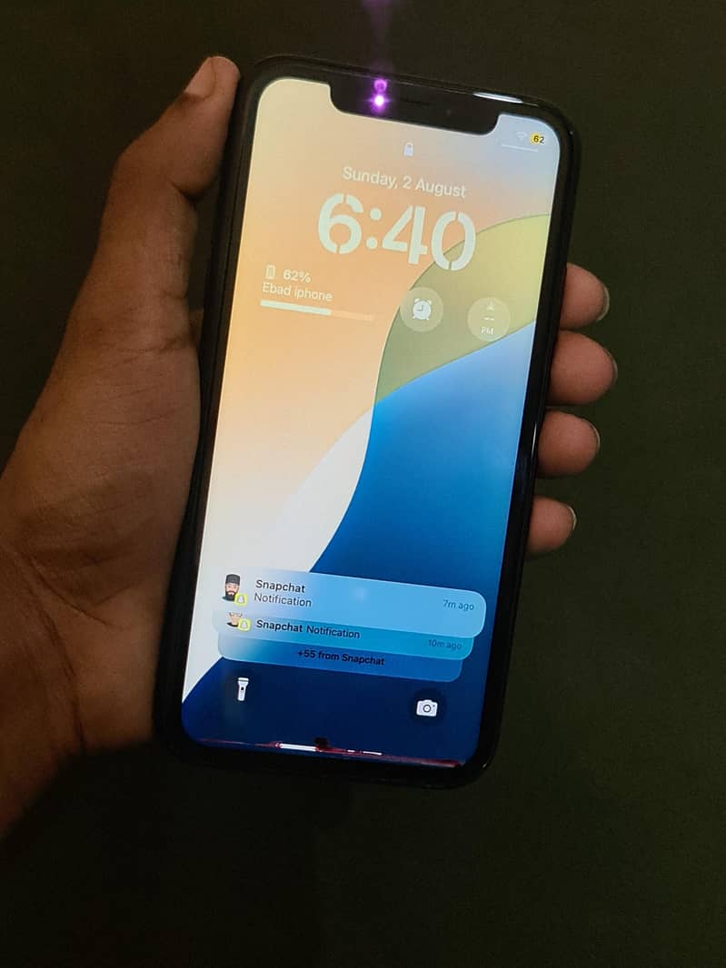 iPhone XR 1