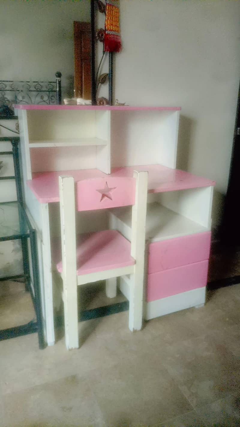 kids study table 3