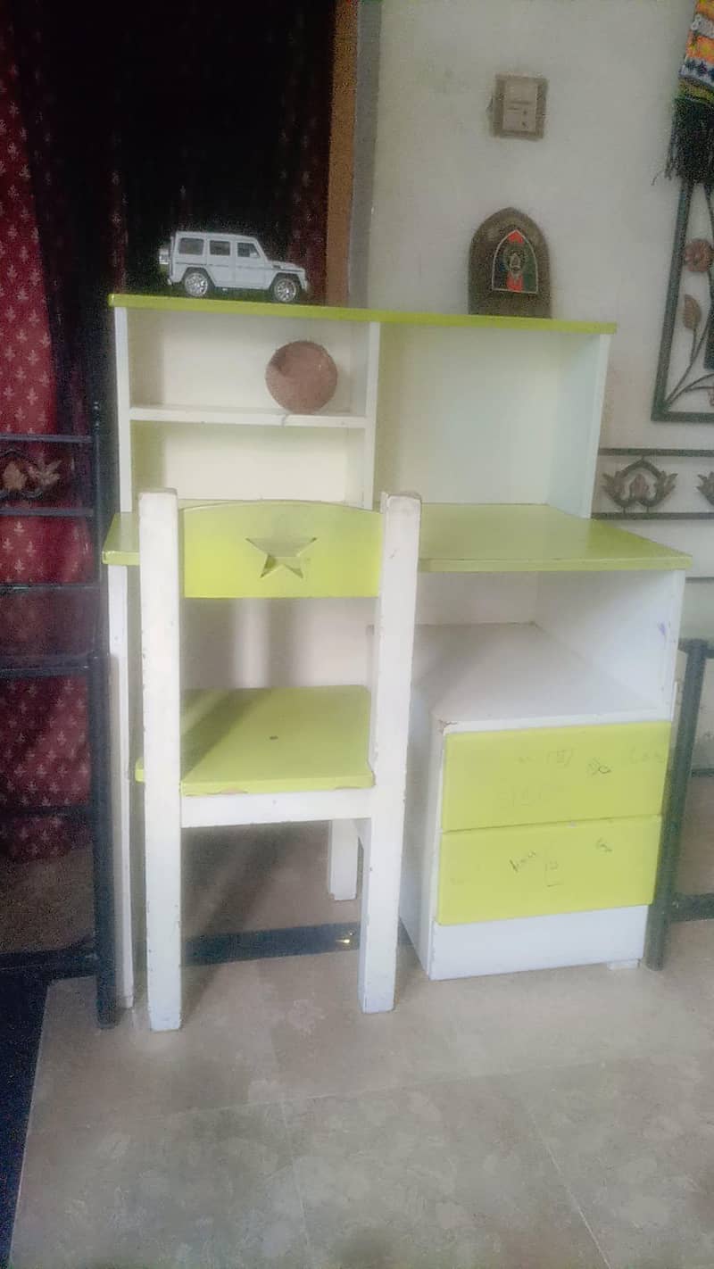 kids study table 5