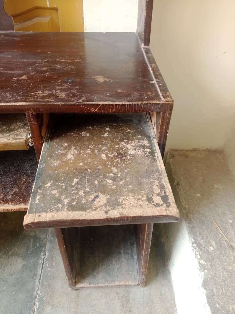 computer Almari 3