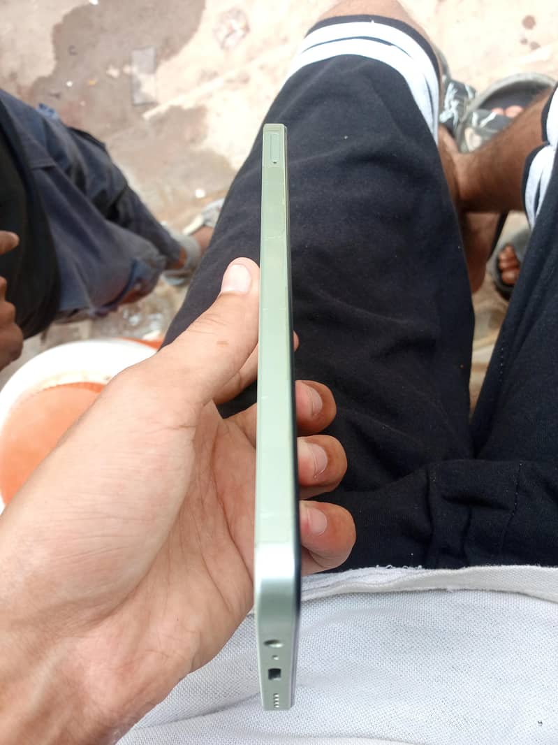 Realme Note 60x 4