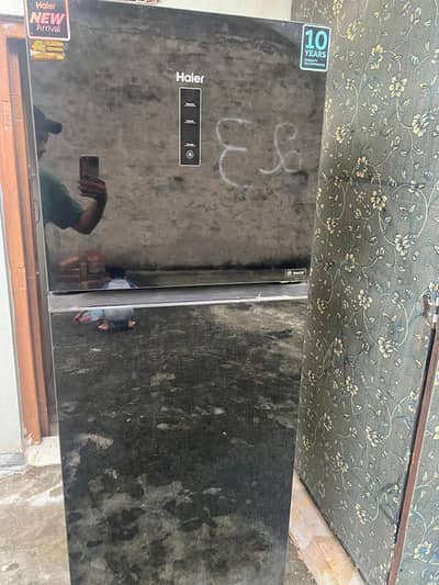 haier refrigerator 2 door same like new condition. cotct. 03128000671