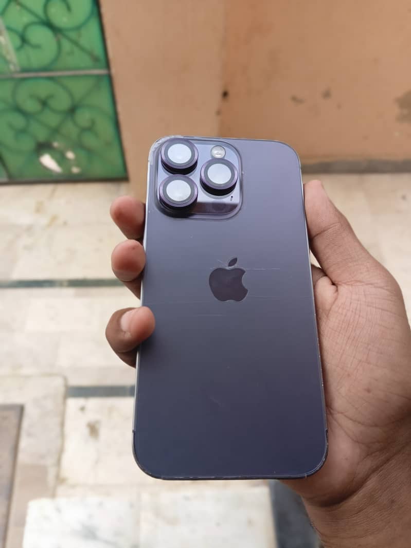 Apple iPhone 14 Pro 3