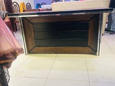 Office table