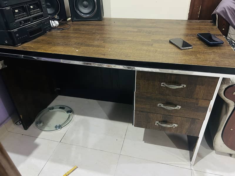Office table 3