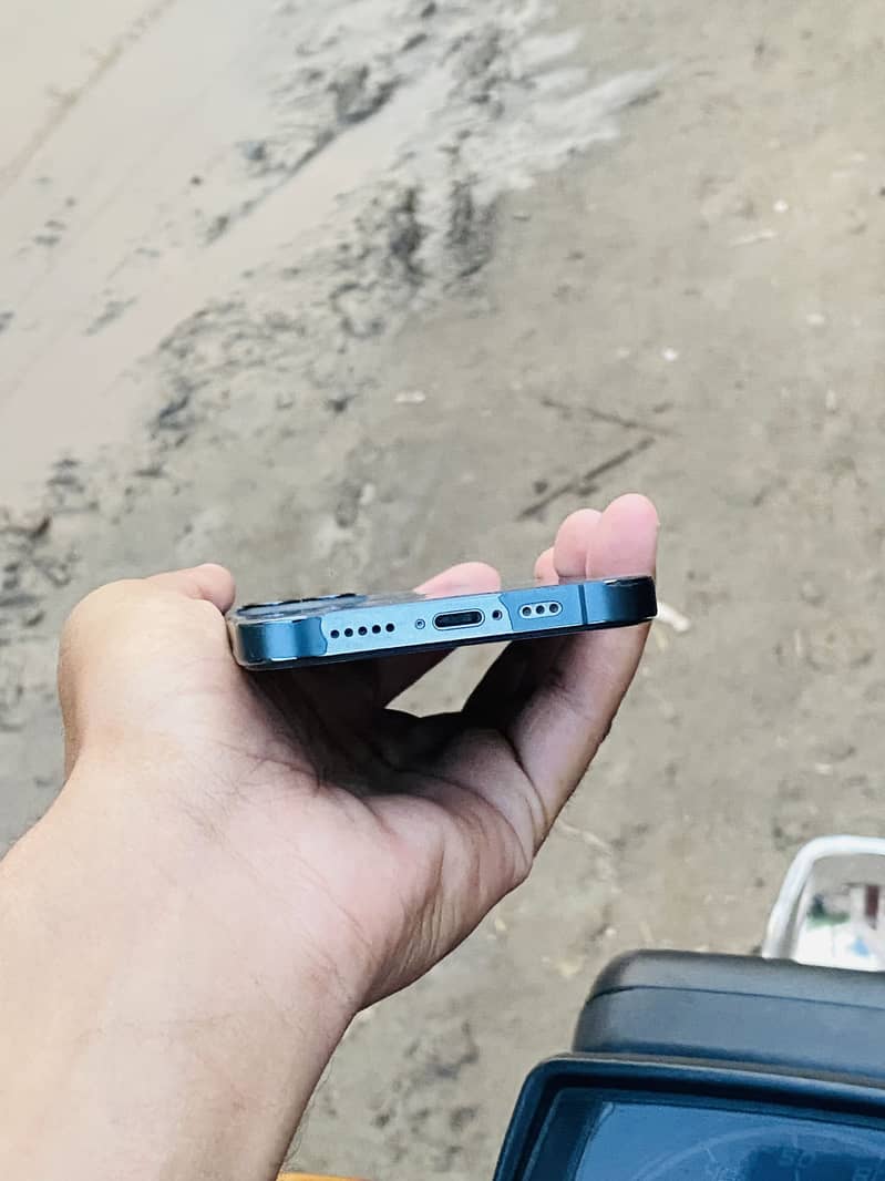 Apple iPhone 12 Pro 3