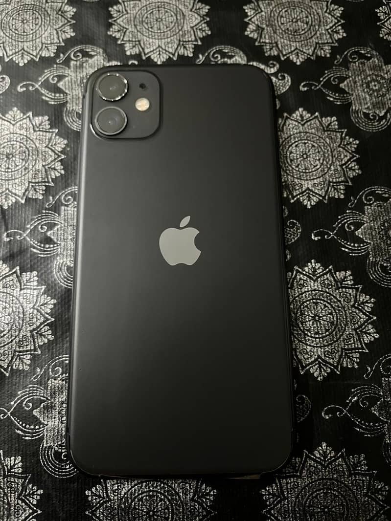 IPHONE 11 0