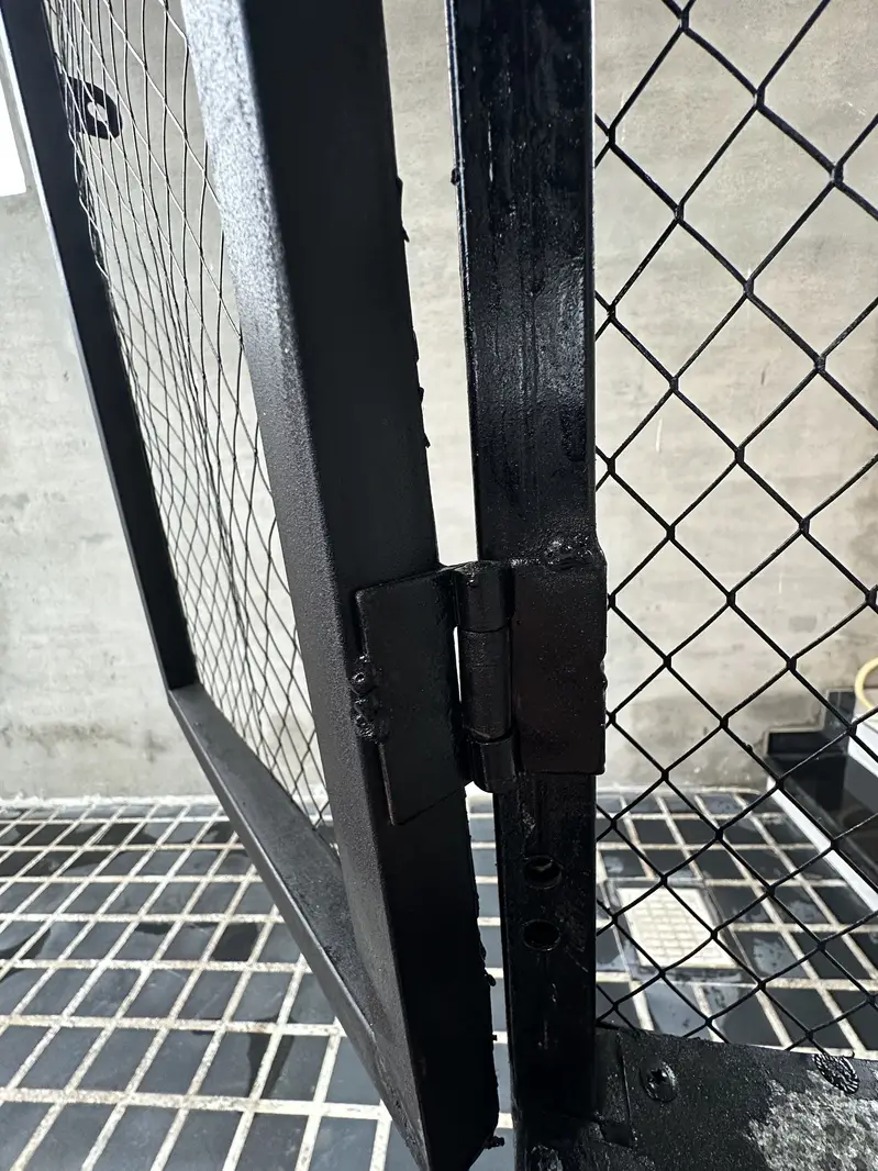 Hens cage — photo 4