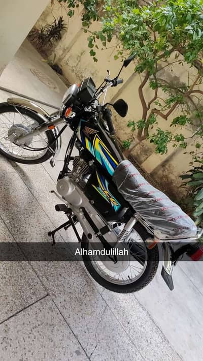 Honda CG 125 black edition