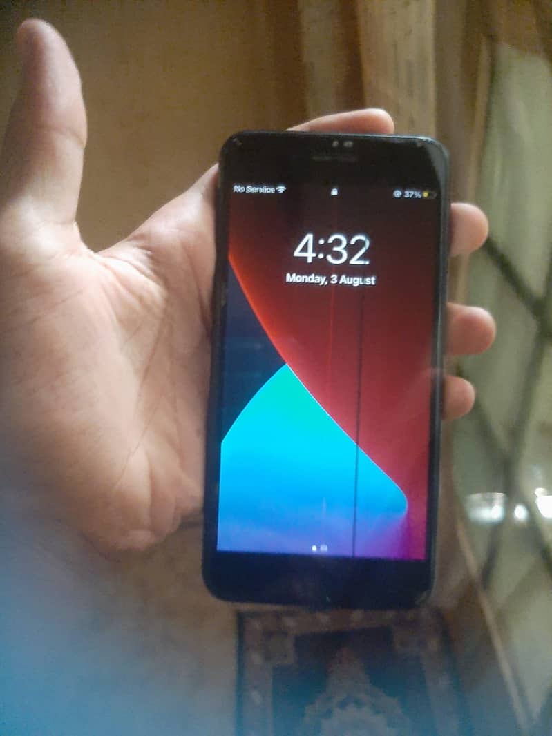 Apple iPhone 7 Plus 0
