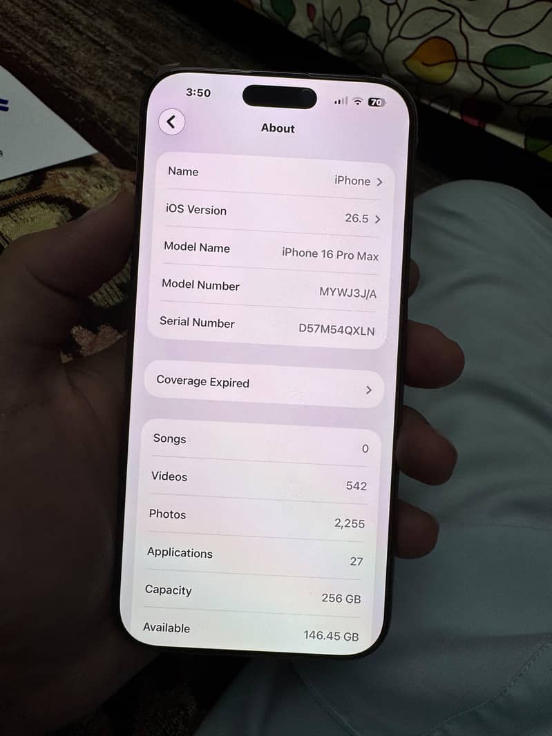 Apple iPhone 16 Pro Max 4