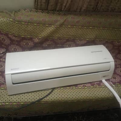 Orient 1.5 ton split air conditioner non inverter03275810266