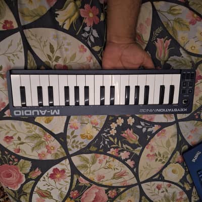 Piano Midi Keyboard | M Audio keystation mini 32 USB midi keyboard