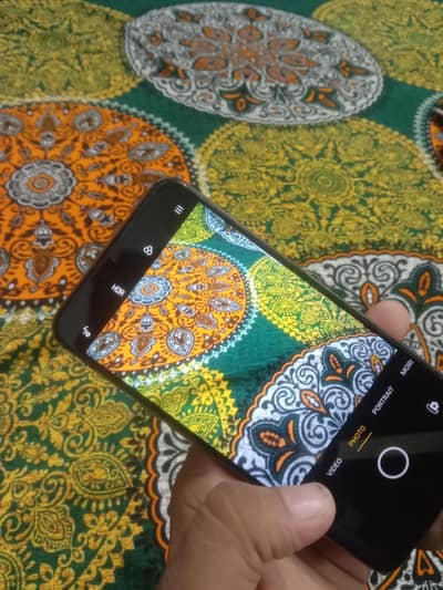 OPPO F9