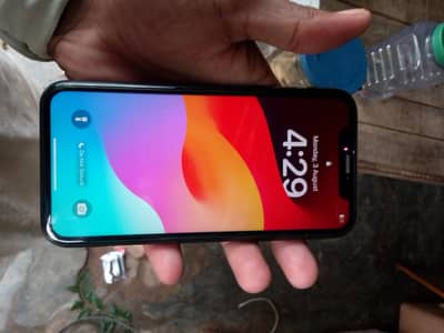 Apple iPhone XR
