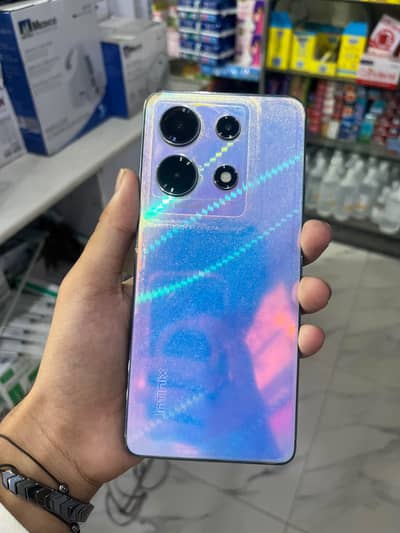 Infinix Note 30