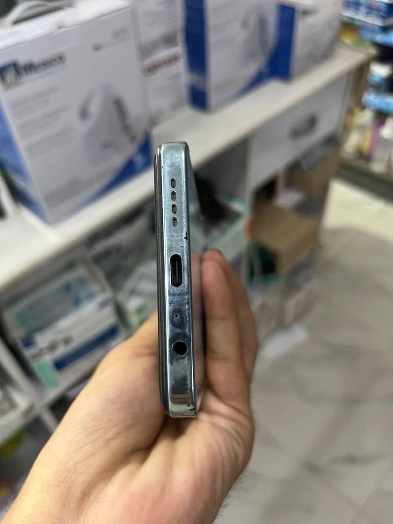 Infinix Note 30 1