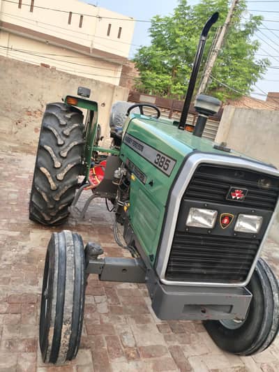 Massey Ferguson 385