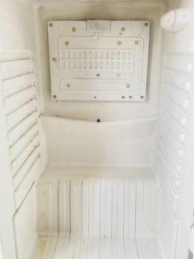 Orient fridge