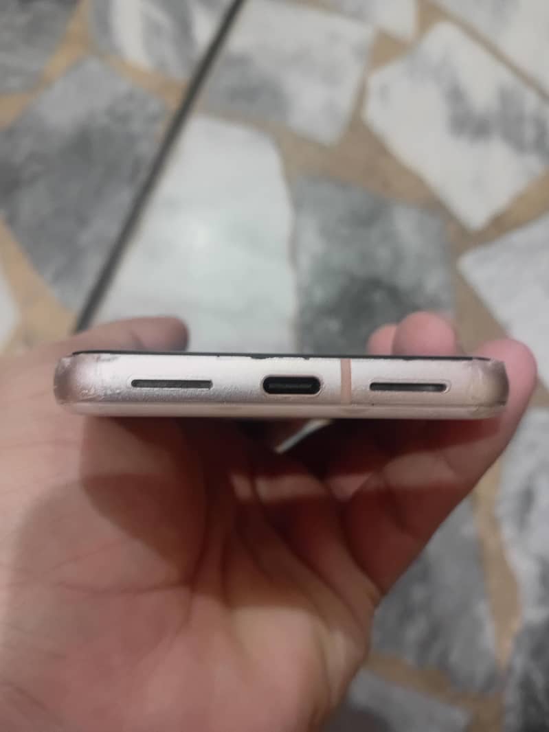 Google Pixel 8 7