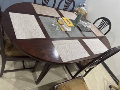 Dining table with 6 chairs