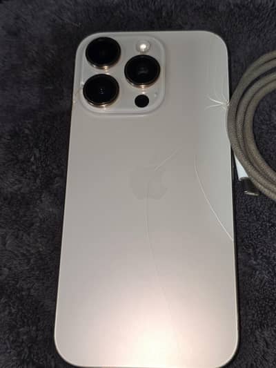 Apple iPhone 16 Pro