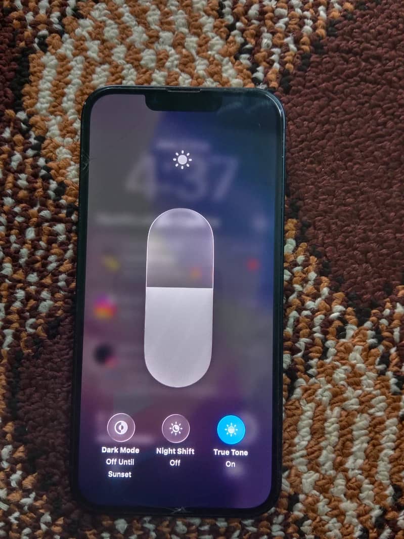 Apple iPhone 13 5