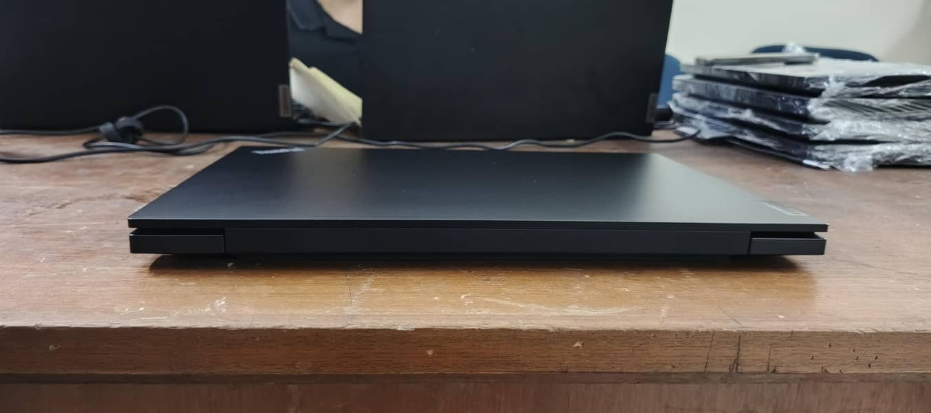 Lenovo Thinkpad E16 8