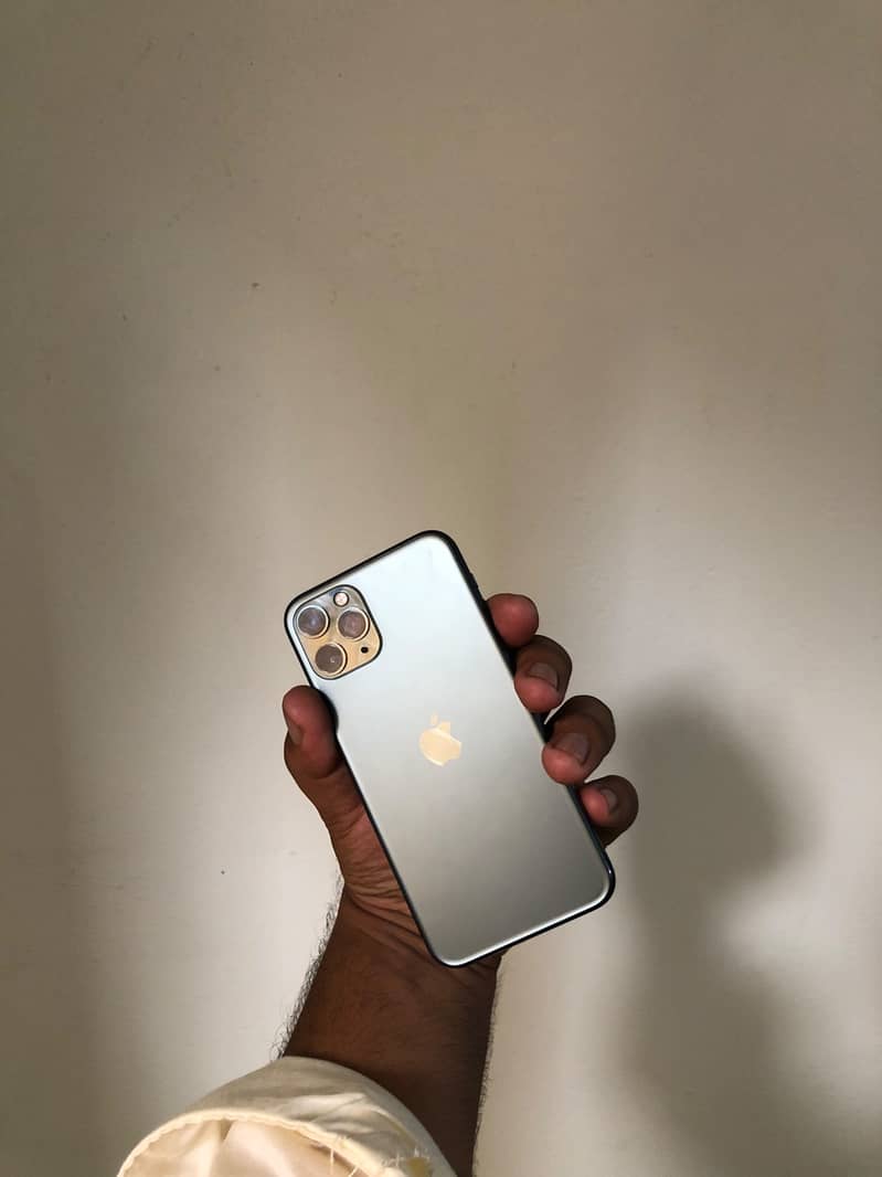 Iphone 11 pro exchange/sale 4