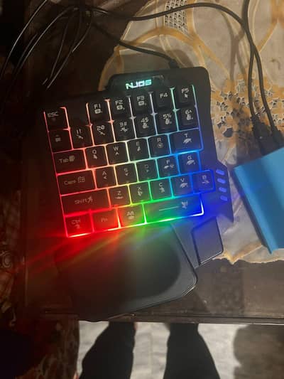 one hand gaming setup