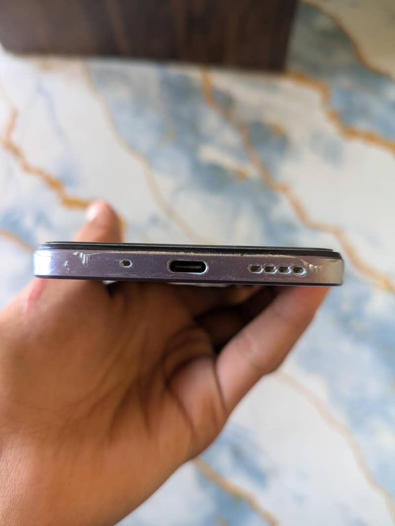 Realme C75 4