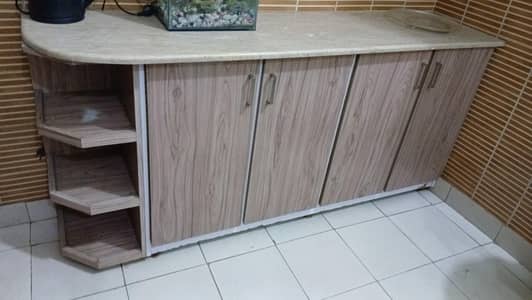 kitchen cabnet with marble top