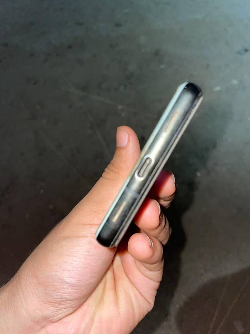 Google Pixel 6a 1