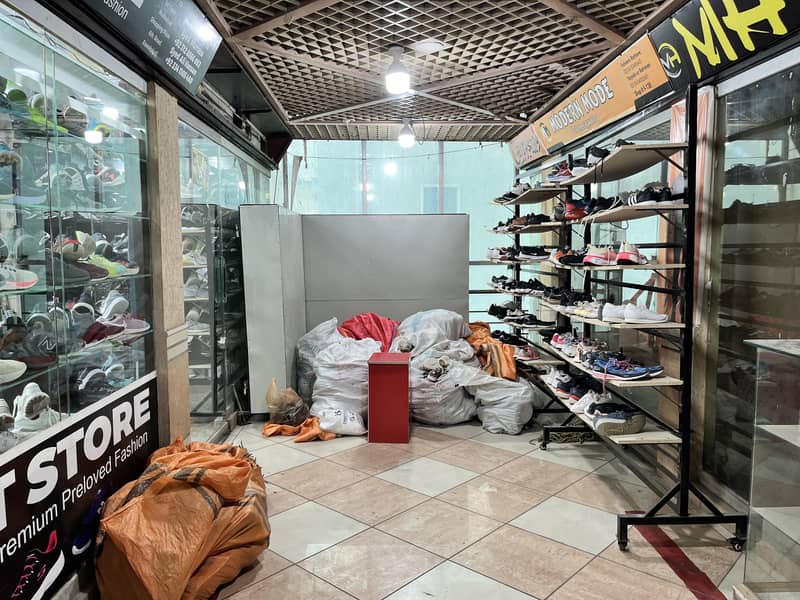 Shoe Thrift Store 3