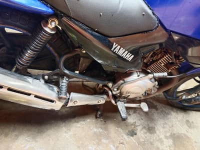 YBR125