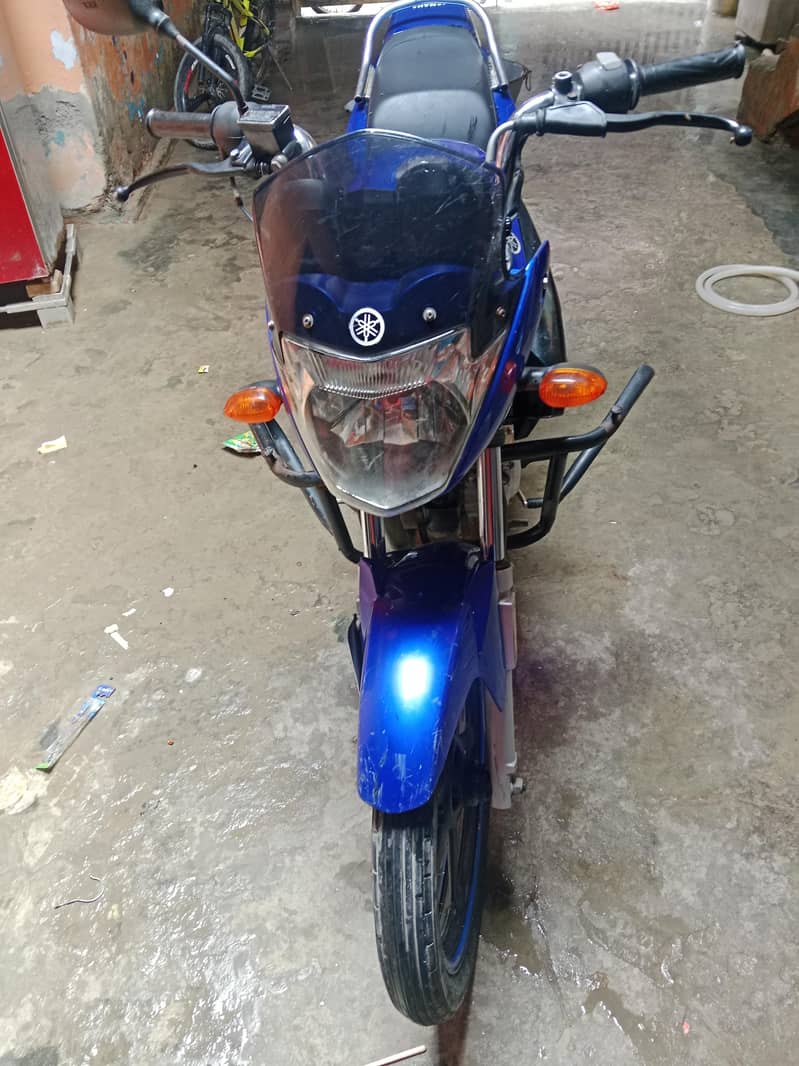 YBR125 9