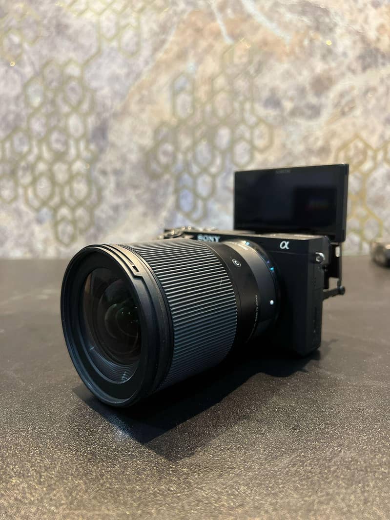 Sony a6400 camera 0