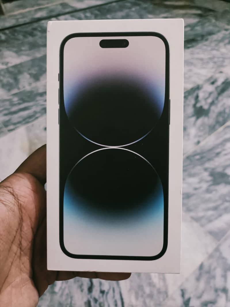 Apple iPhone 14 Pro Max 8