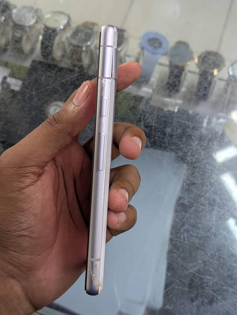 Google Pixel 7a 2