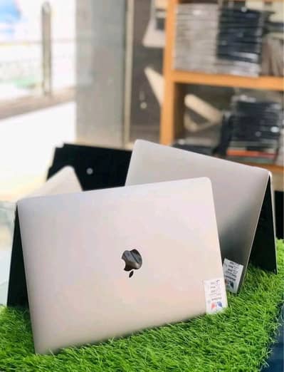 MacBook M1 Air 8/256