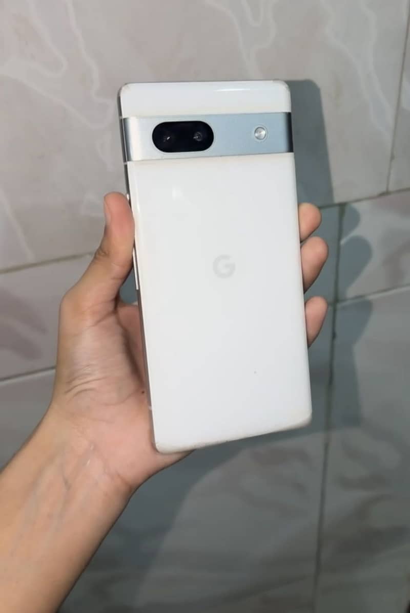 Google Pixel 7a 1