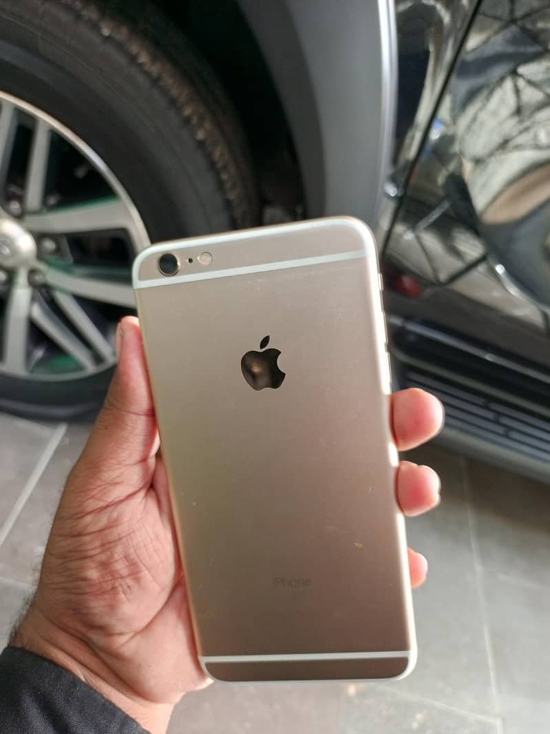 Apple iPhone 6S Plus 3