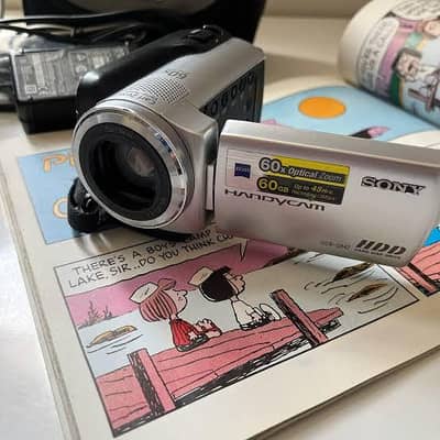 Sony Handycam DCR-SR47,, 60GB built-in . 60x optical Zoom