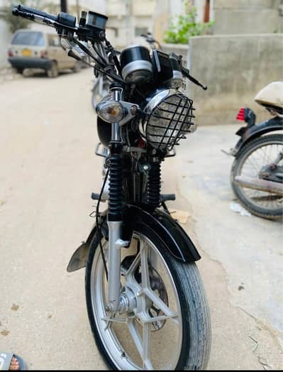 Suzuki 150 Special Edition