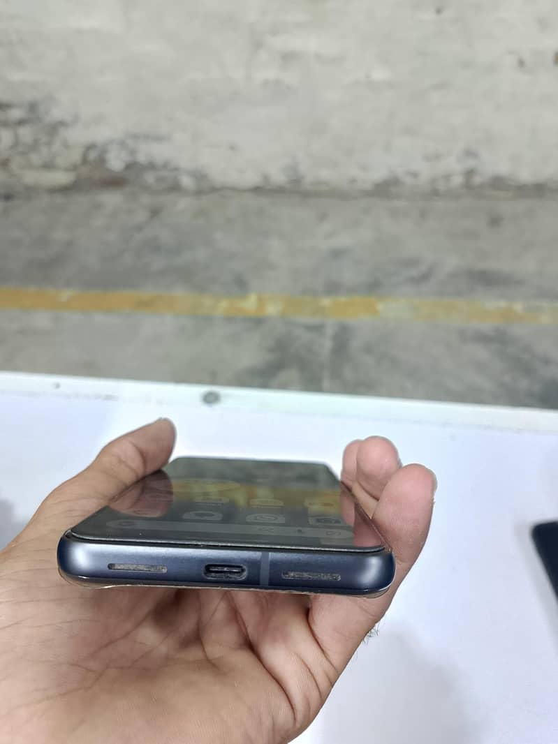 Google Pixel 8 3