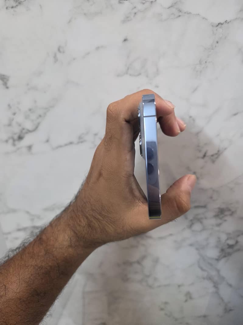iPhone 13 Pro Max 3