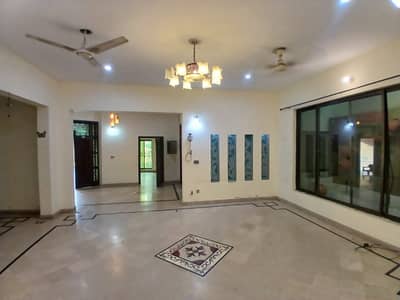 1 Kanal Lower Portion for Rent in Valencia Town Lahore | 3 Bed | Gas Available